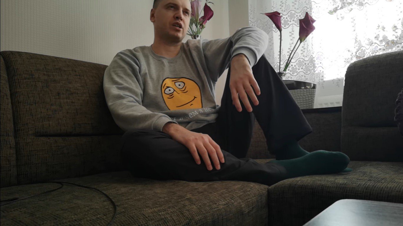 В Папиче проснулся философ он порассуждал о известности и назвал этот мир мерзким