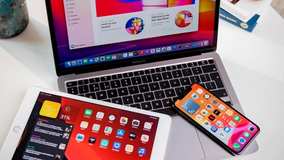 Магазины Apple закрыты в Москве и городах России  iPhone скоро не купишь нигде