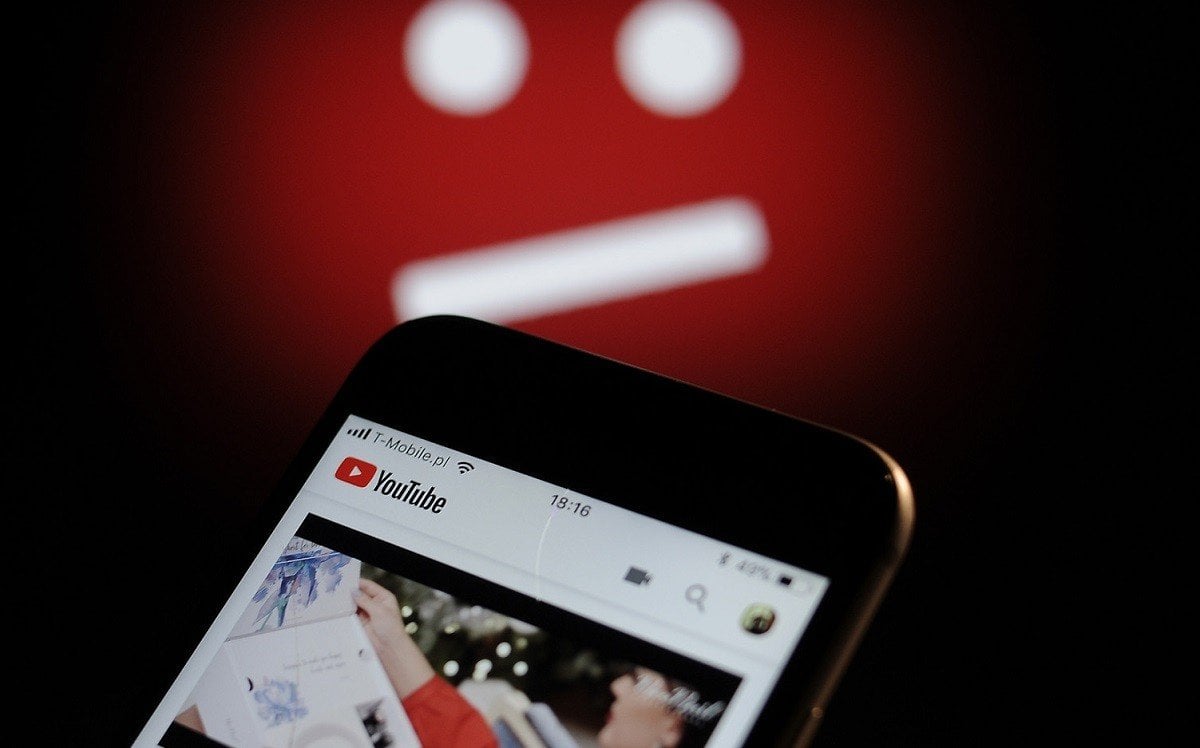 Что будет с блогерами после отключения монетизации на Twitch и YouTube