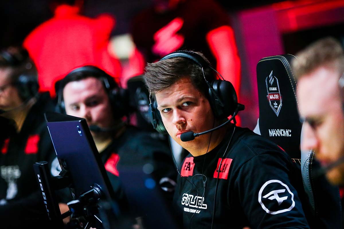 Не место и не время для самоуверенности  прогноз на матч FaZe и MOUZ на PGL RMR A