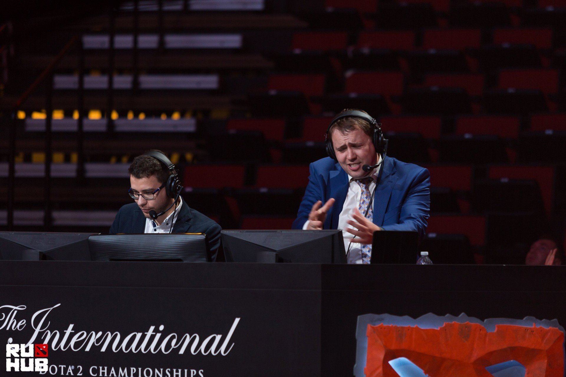 v1lat  проклятие для Virtuspro Подсчитали винрейт СНГкоманд с разными комментаторами