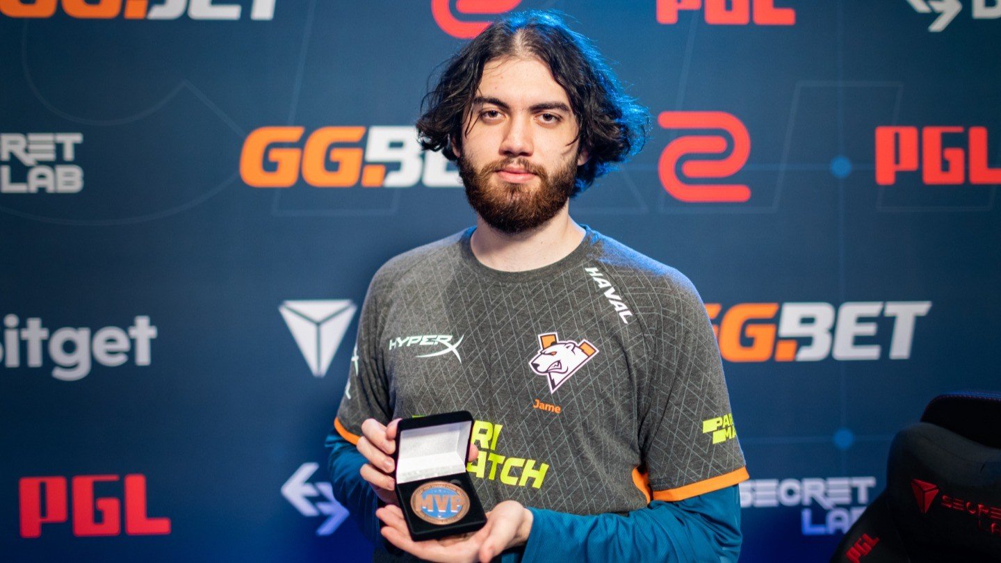 Valve заставила игрока Virtuspro по CSGO изменить автограф  им не понравился мем