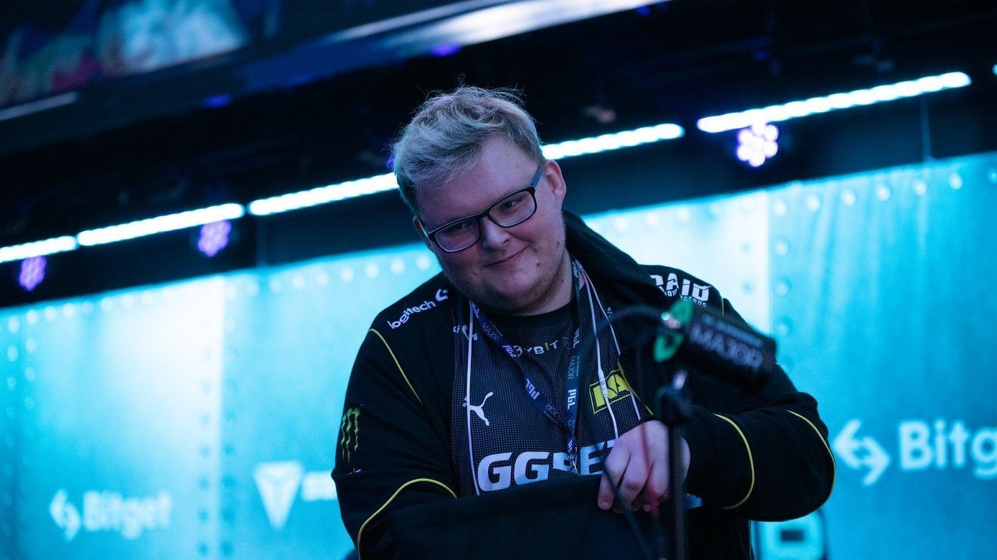 Куда может перейти Бумыч  выбираем команды для экскапитана NAVI по CSGO