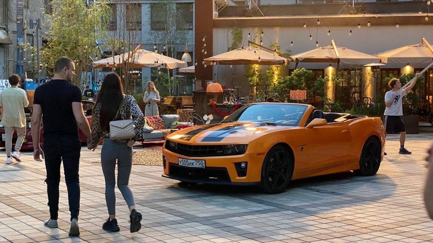 Игровой блогер Антон Логвинов предоставил свою Camaro для клипа Егора Крида