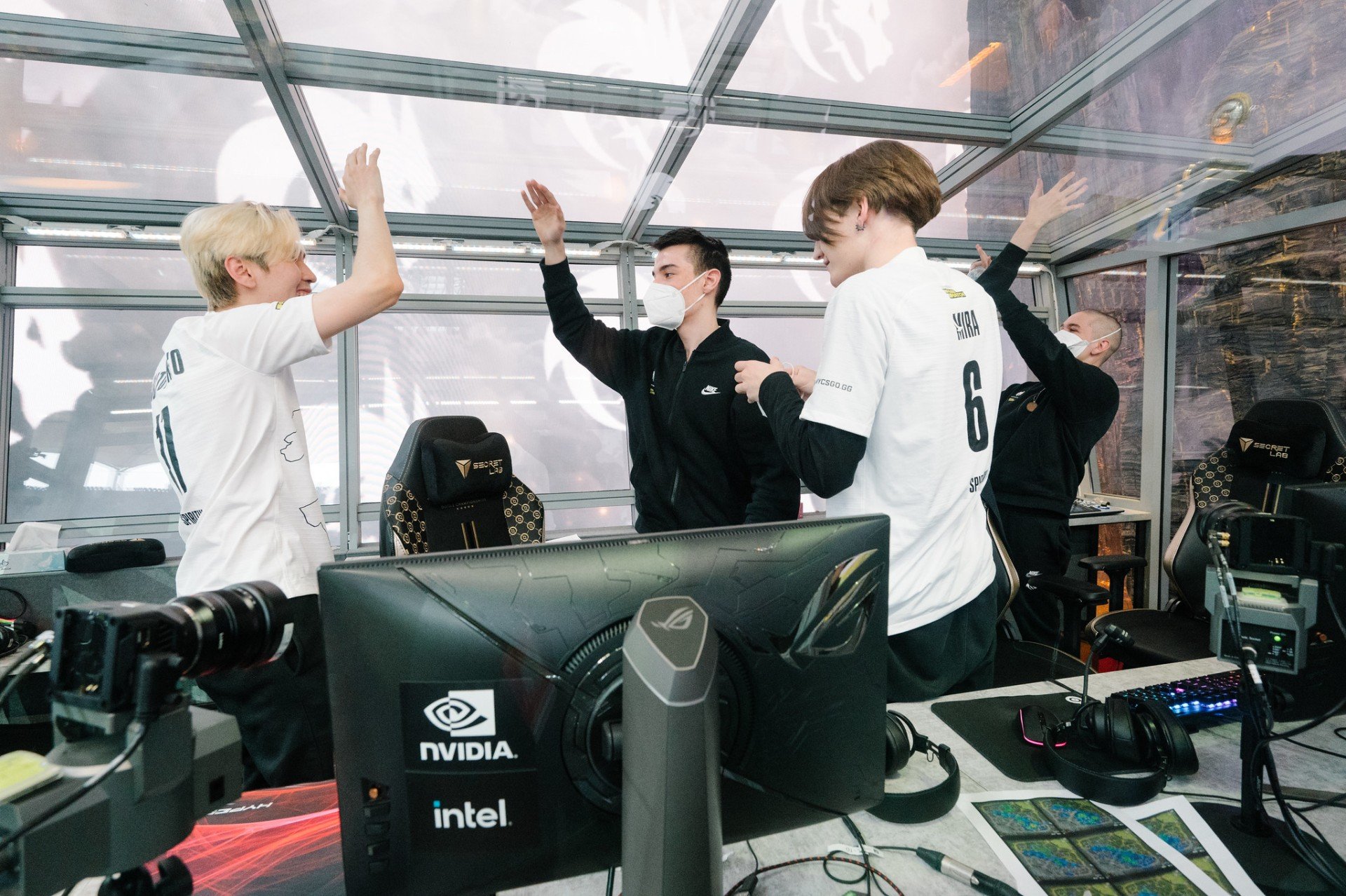 Virtuspro и Spirit вышли в плейофф мэйджора по Dota 2  и там сыграют друг против друга