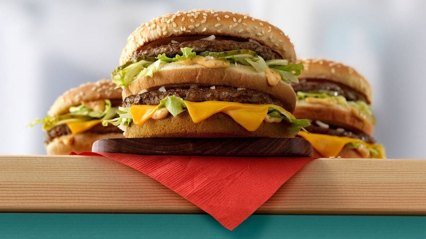 Бургер Биг Мак вернется в российский Макдоналдс под одним из этих названий