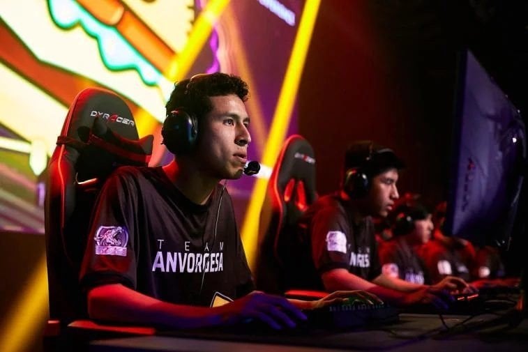 Состав Infamous покинул организацию