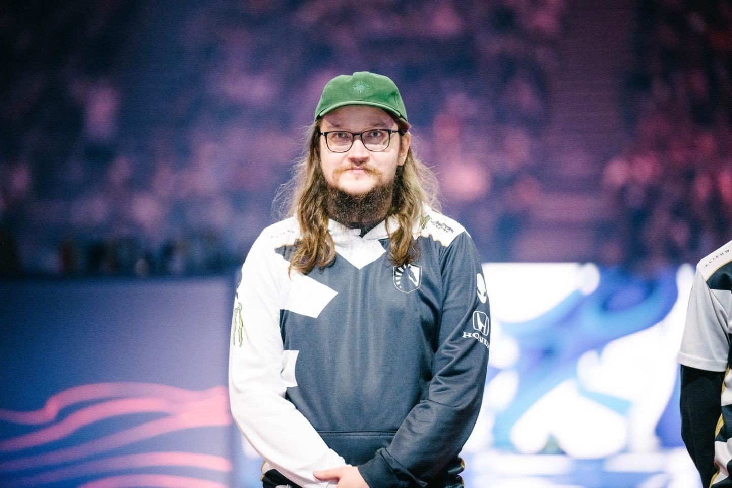 Все решафлы в командах Dota 2 после The International 2022  кто куда перешел