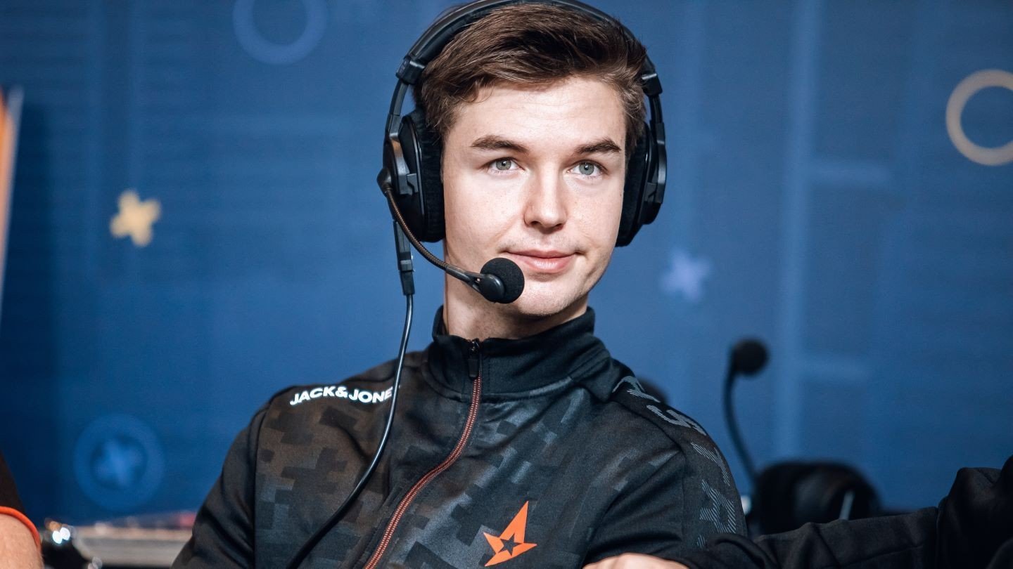 Он дома Dev1ce официально вернулся в Astralis