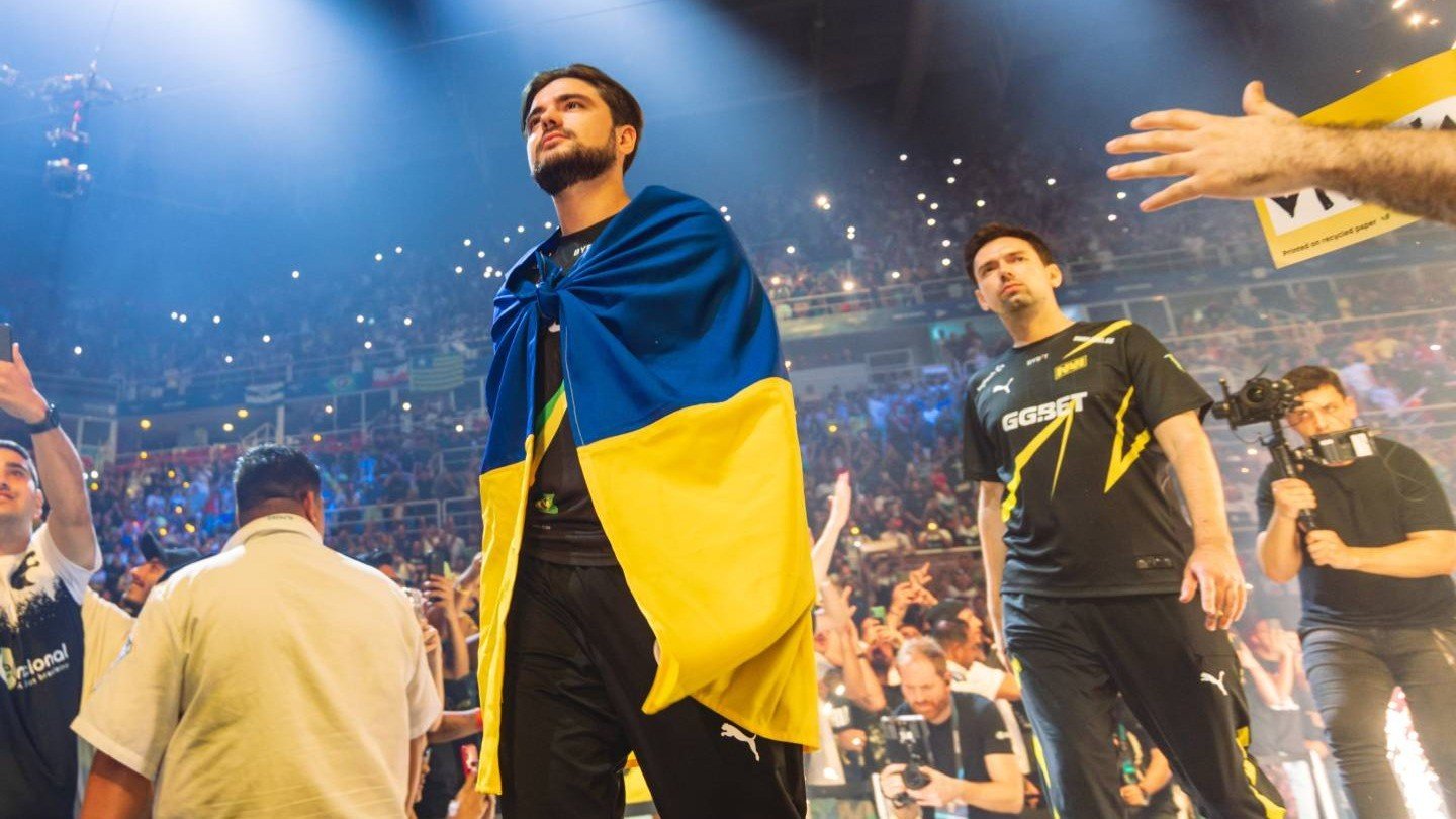 Украинский комментатор назвал игрока который покинет Natus Vincere по CSGO