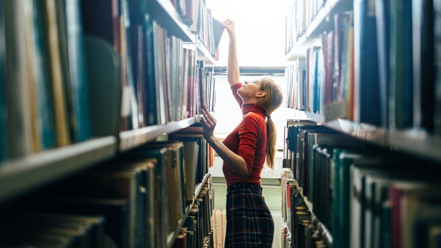 Не фейк а подделка в России запретили использовать иностранные слова