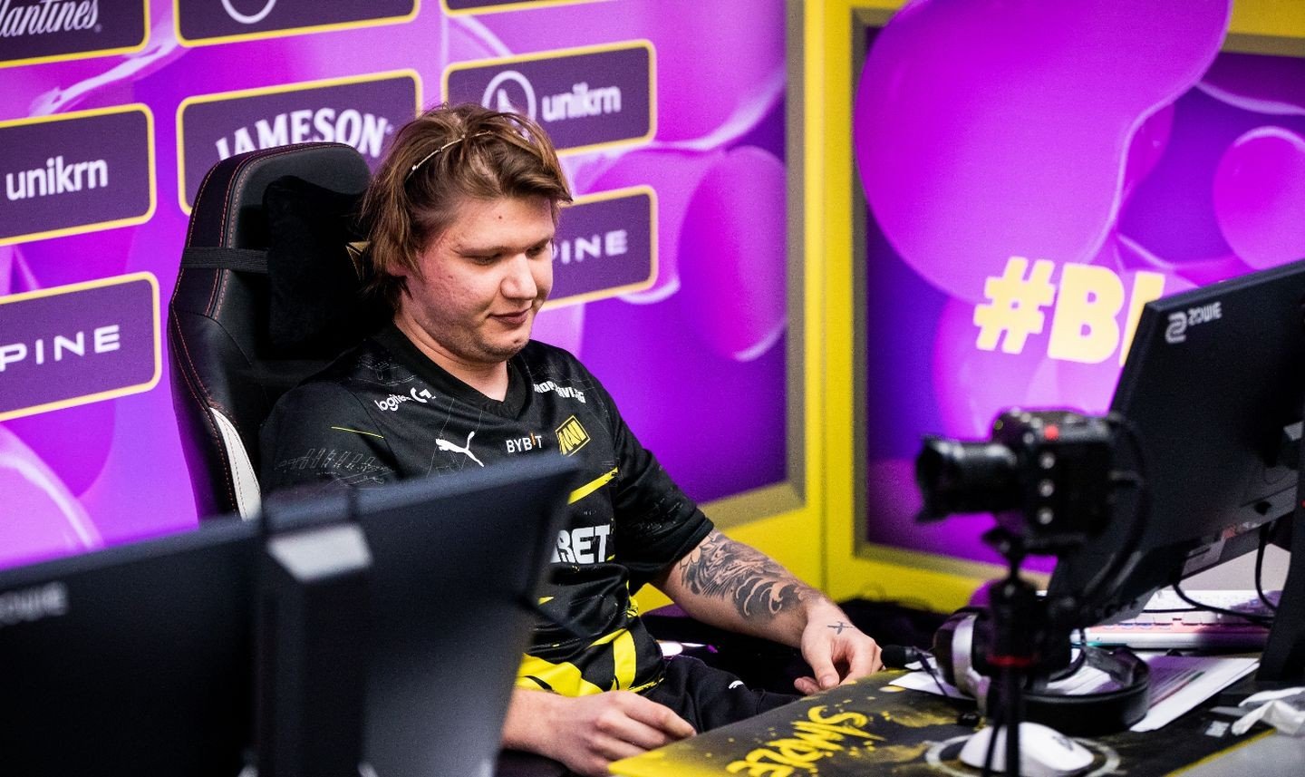 Что ждет новый состав NAVI по CSGO  из старого остались только s1mple и b1t