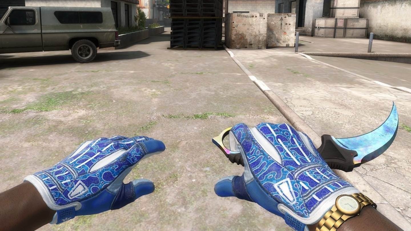 Школьник выбил в CounterStrike 2 редкий нож стоимостью в 10 млн рублей