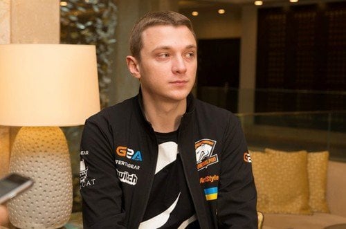 Твитторлайф Artstyle возвращается в Virtuspro а ТраВоМаН душит VeRsuta