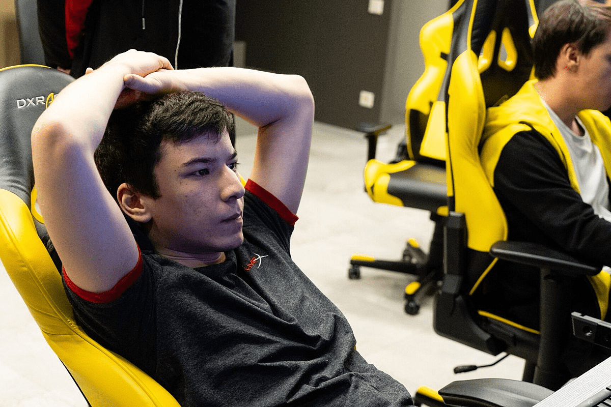 Гений драфтов приятно удивил зрителей Epic League