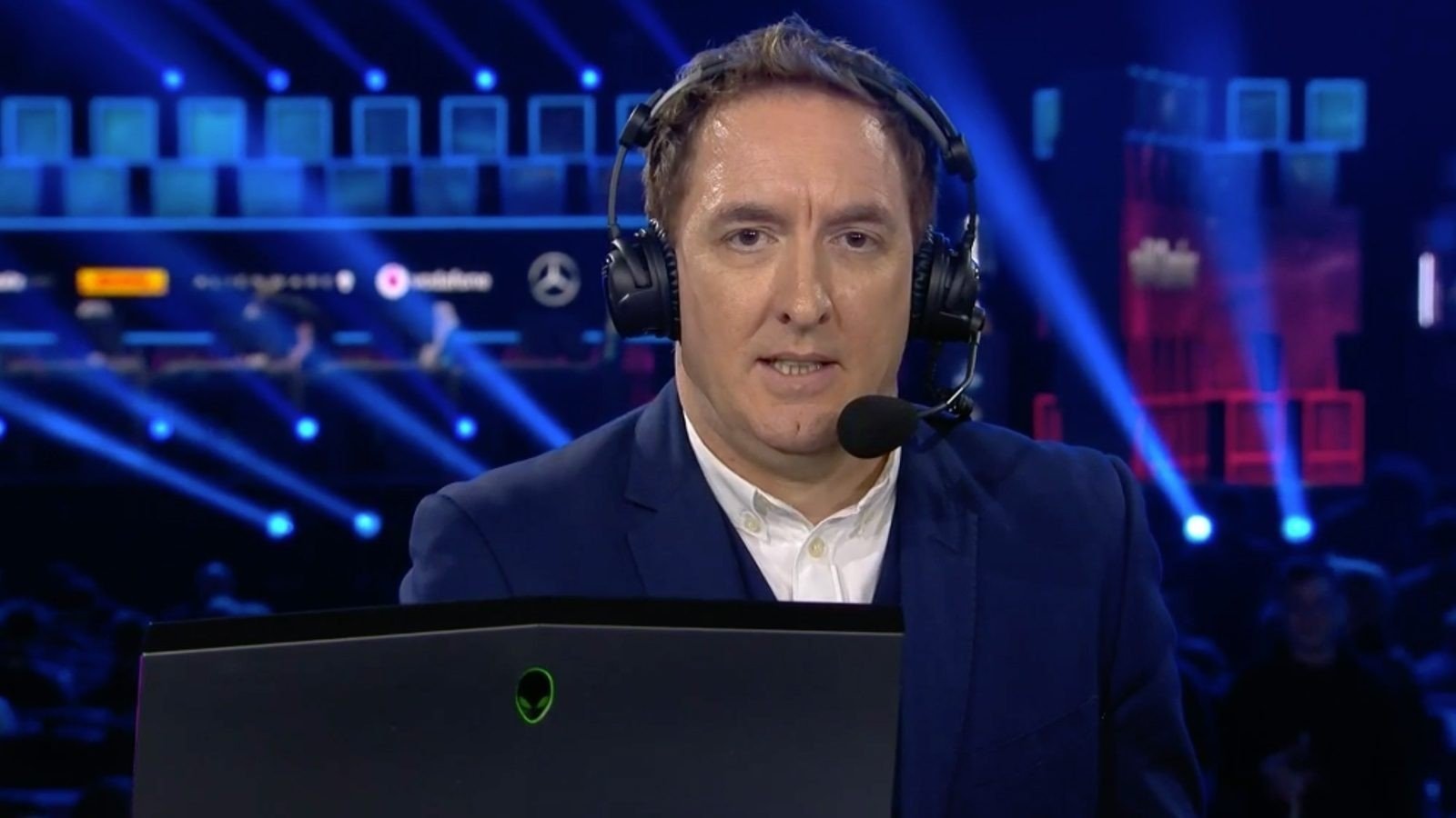 Redeye уходит из киберспорта изза обвинений в насилии над своей женой и коллегами