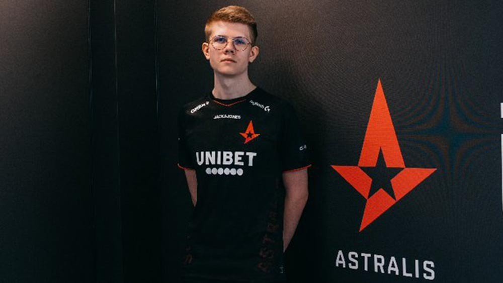 Bubzkji заменил JUGI в составе Astralis  в команде попрежнему 7 игроков