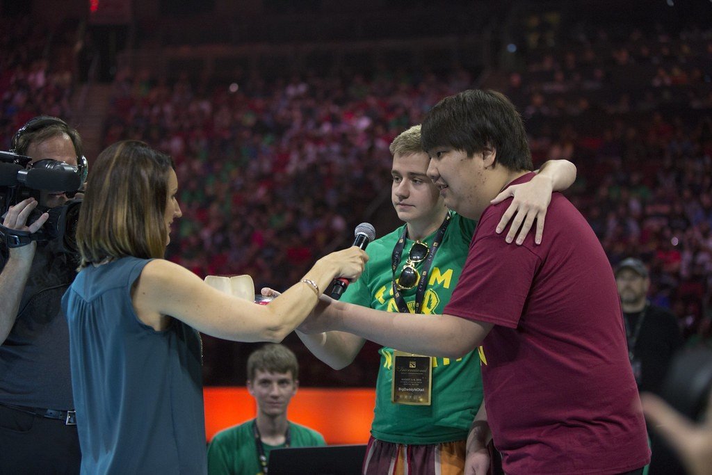 Воспоминания TI Valve показала ролик посвящённый All Star матчам The International