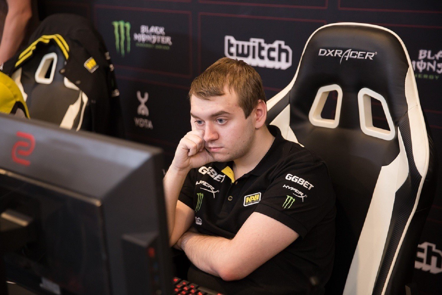 Natus Vincere вылетели с OMEGA League после поражения от Cyber Legacy