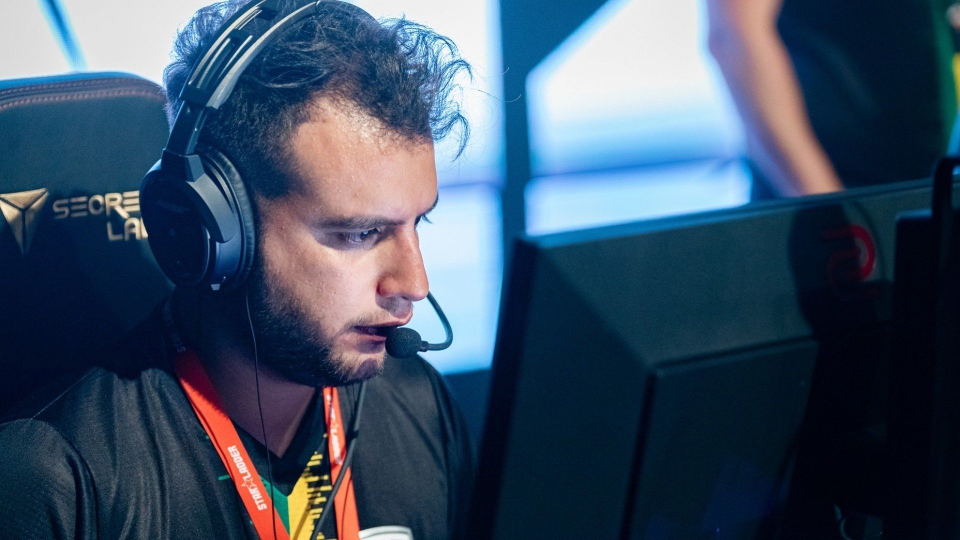 Игрок MIBR возмутился что Valve заберёт у его команды все очки RMR изза одного нечестного раунда но вскоре удалил твит