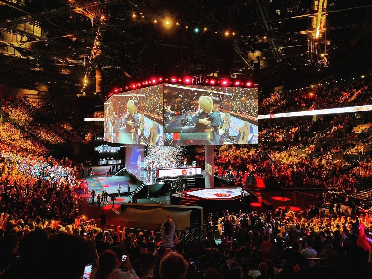 Rillion Worlds по League of Legends  глоток свежего воздуха на фоне онлайнтурниров