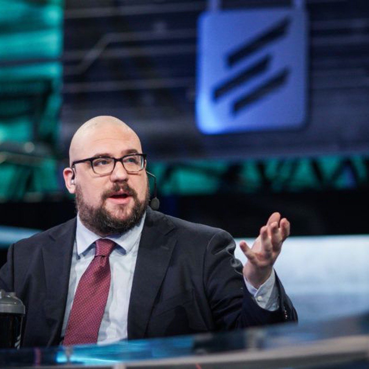 Ричард Льюис У NAVI есть всё но flamie недоигрывает