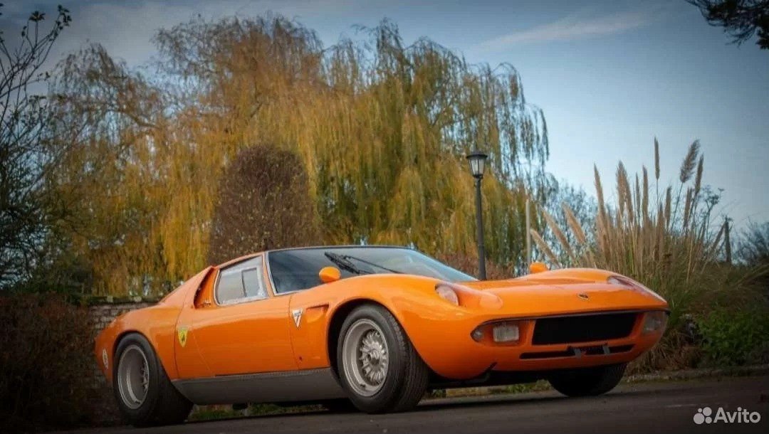 Lamborghini Miura