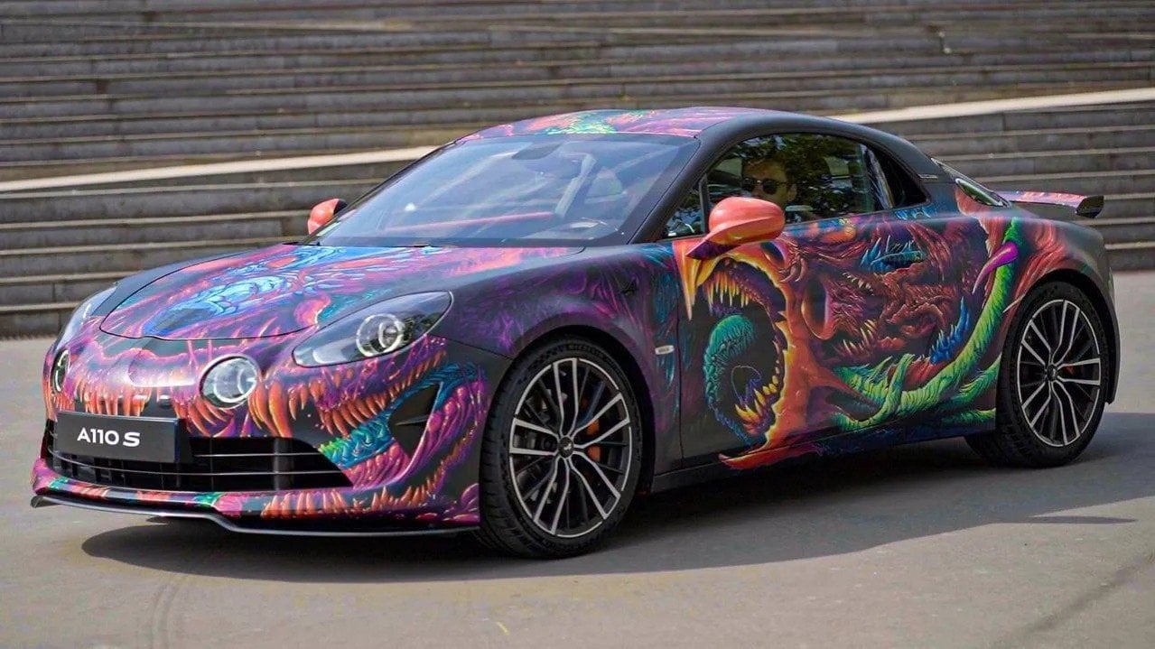 Спорткар в цветах Hyper Beast / Источник: Twitter