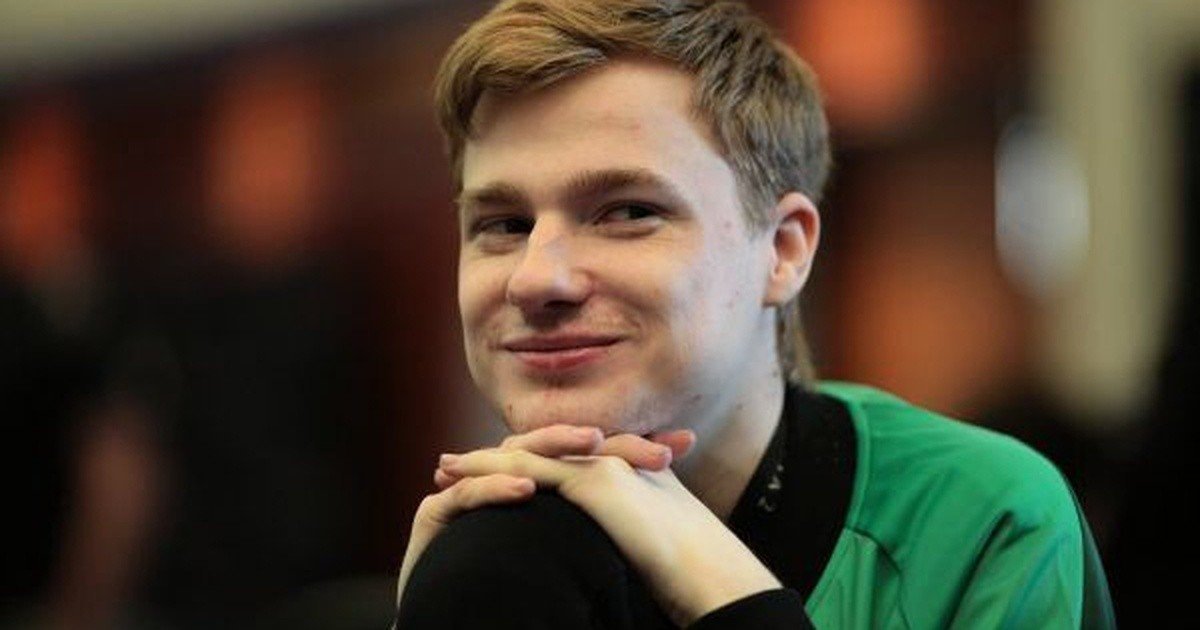 Sh4dowehhh В Valve не читают личные сообщения по 2 года