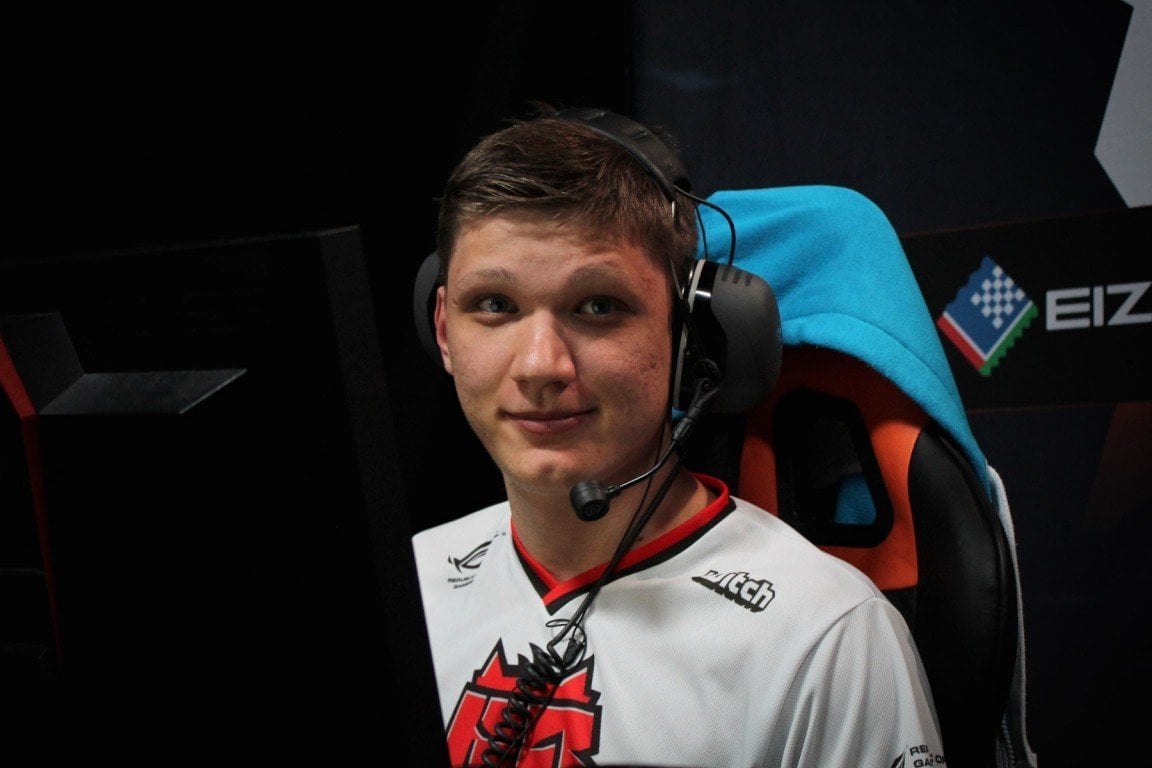 S1mple лучший индивидуальный игрок на FPL за 2020 год