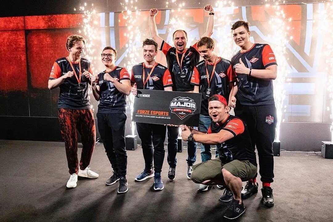 Facecrack может уйти из организации forZe eSports