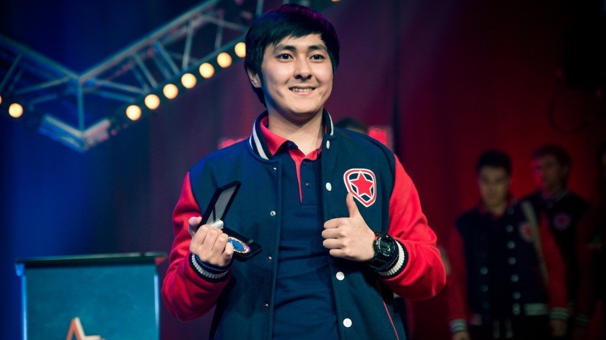 Ded1ce Gambit показали на что способны в playin