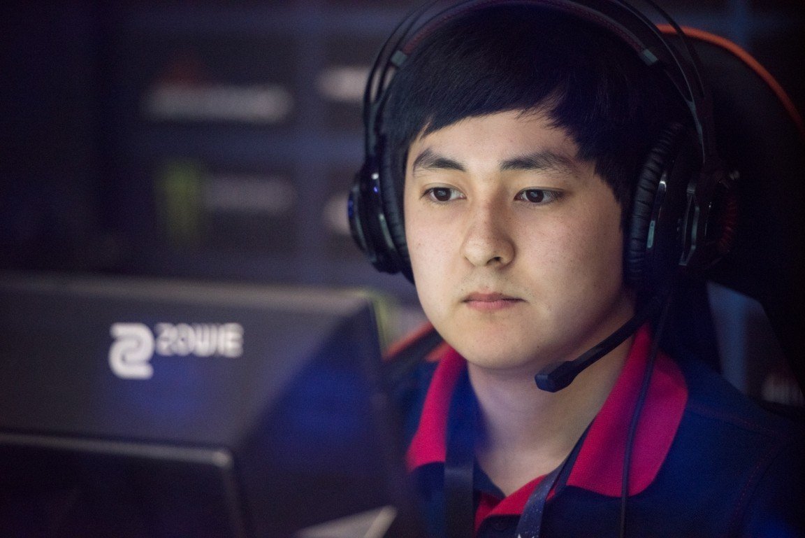 Heroic выиграла первую карту у Gambit