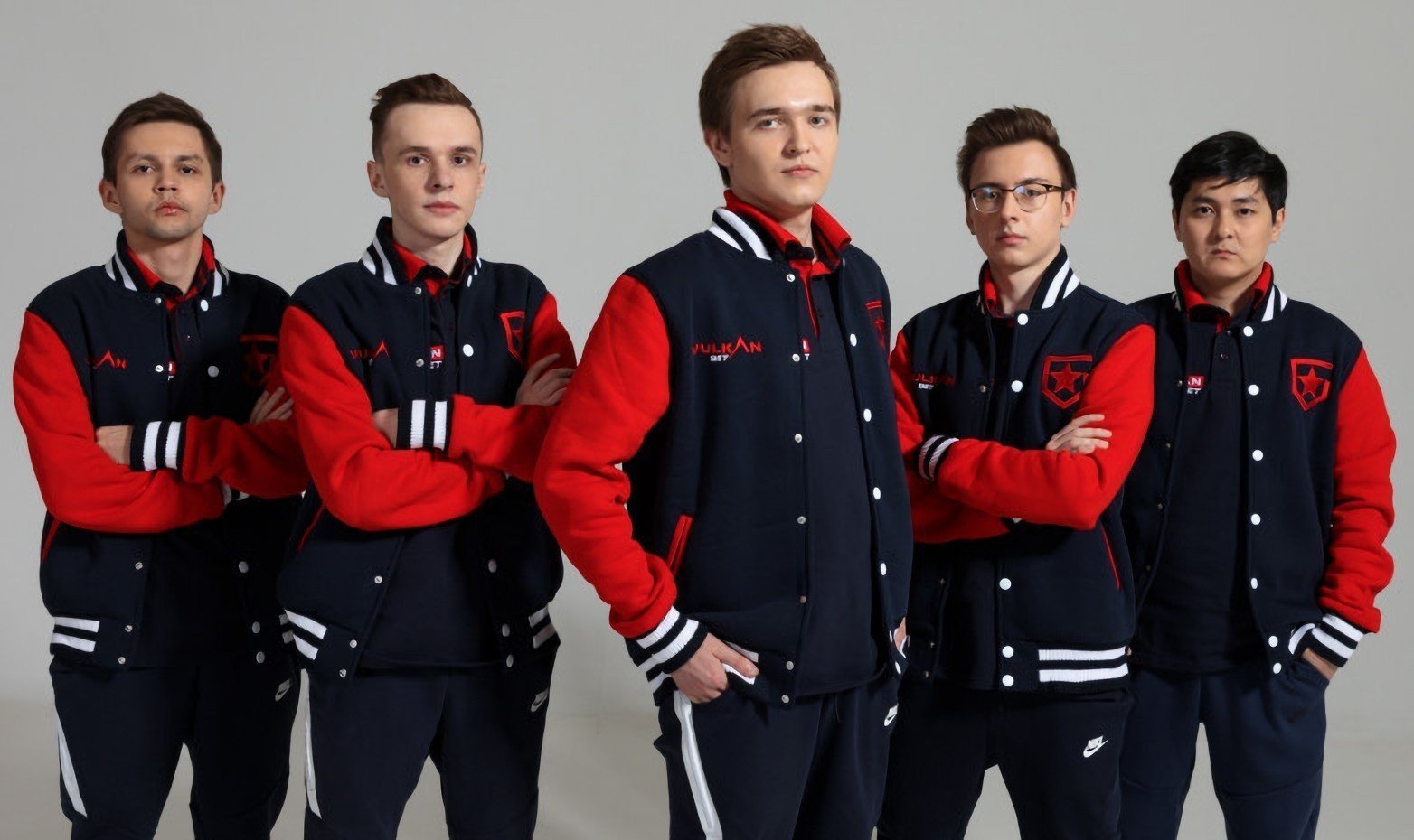 Gambit одолела NAVI и прошла в полуфинал DreamHack Masters Spring 2021