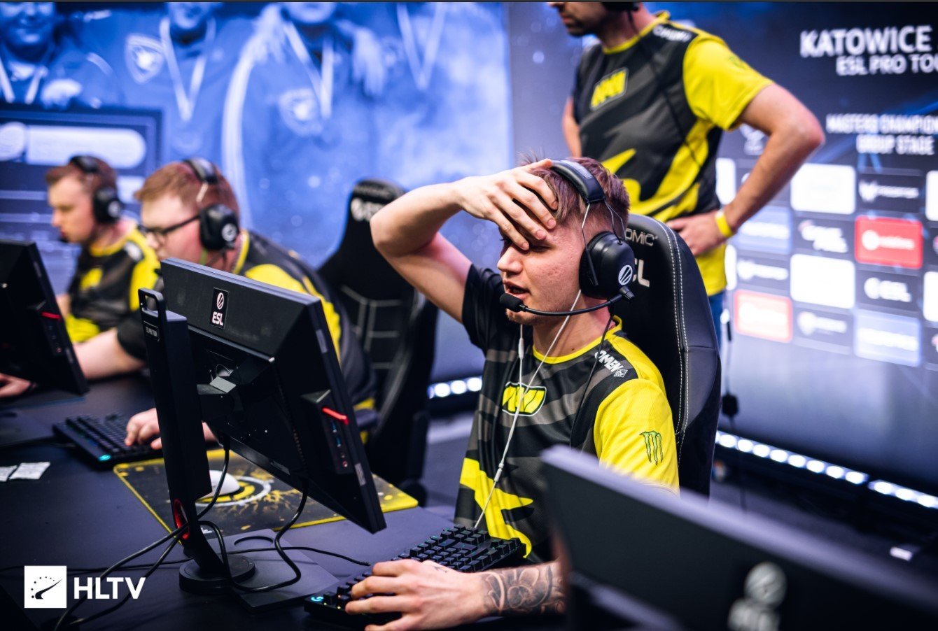 Redditбурлит сенсационное поражение NAVI и интересные факты о Dota 2