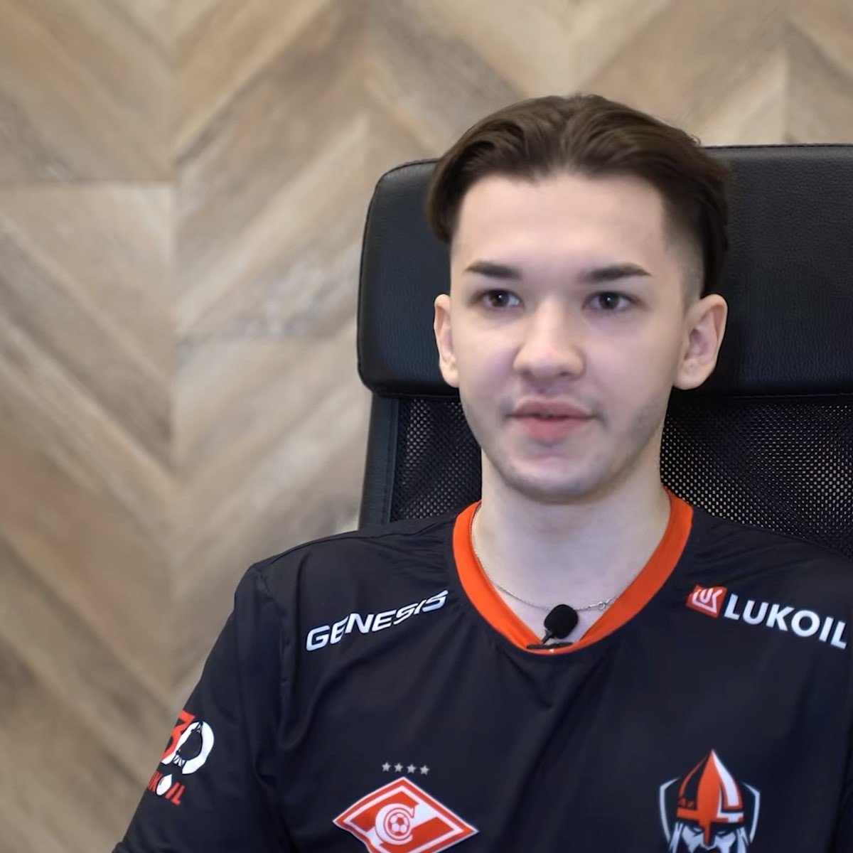 Игрок forZe заметил что матчи EPIC League CIS не имеют задержки в GOTV