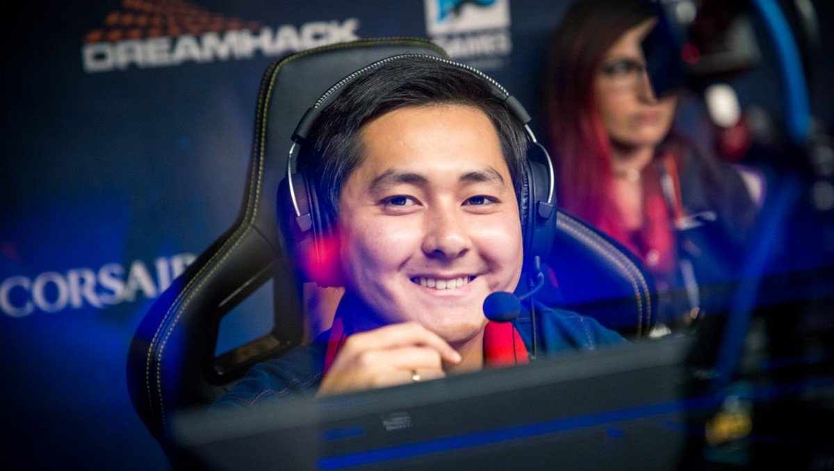 Hobbit стал MVP турнира EPIC League RMR CIS 2021