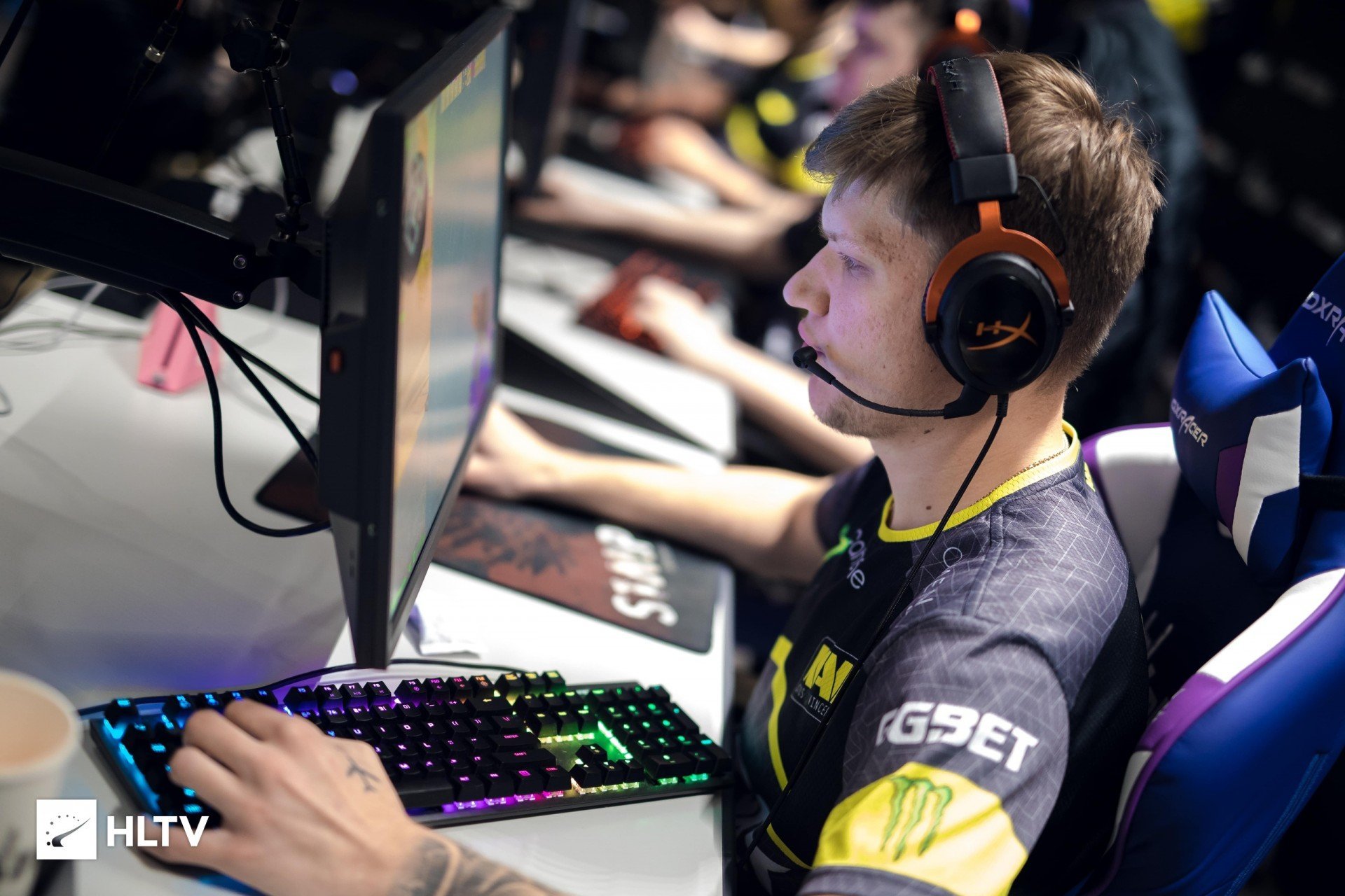 NAVI вышли в плейофф StarSeries iLeague Season 7