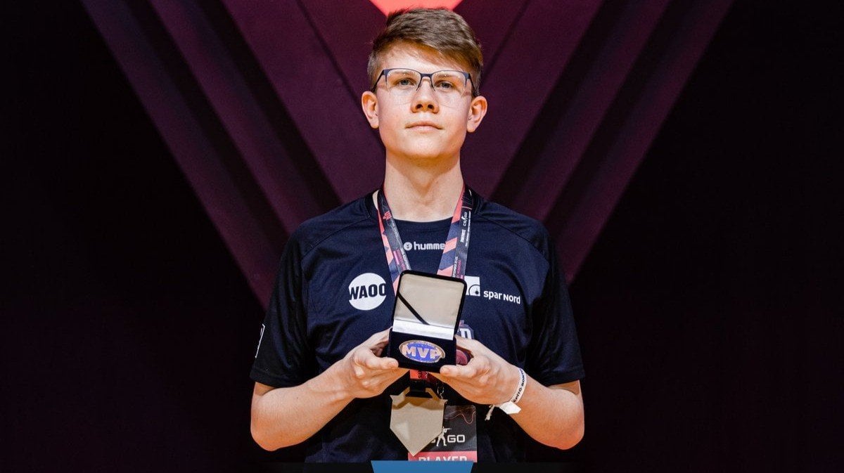 Bubzkji Я заменил одного из самых легендарных игроков