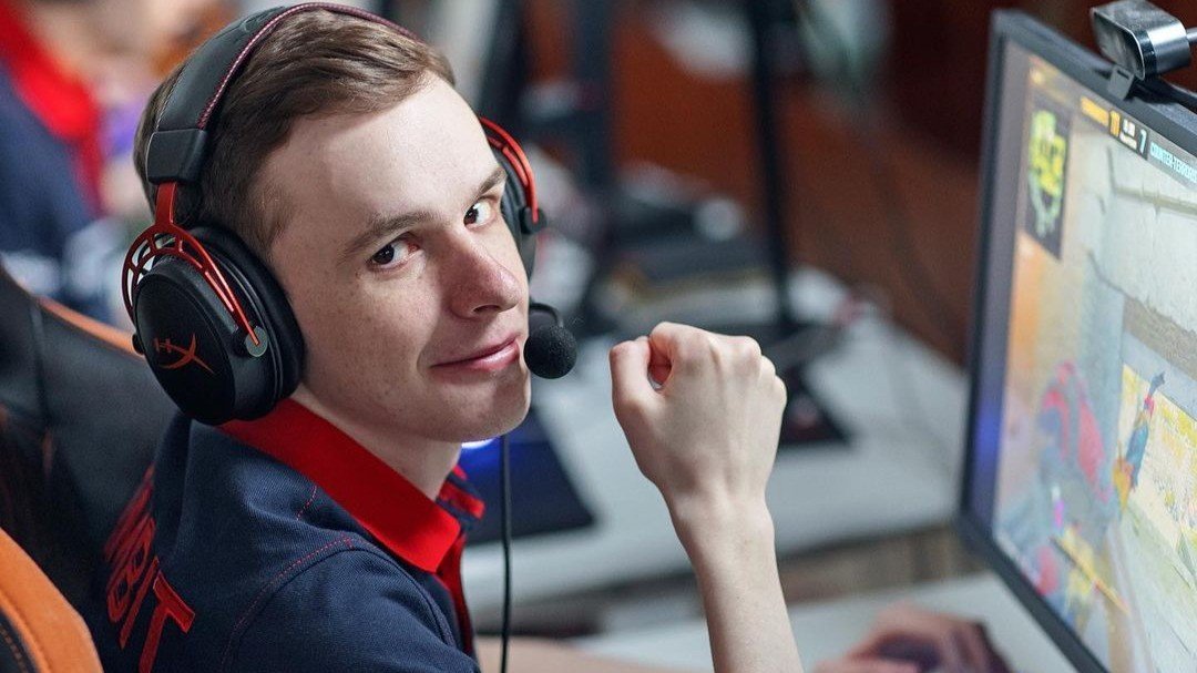 Gambit Esports легко обыграла Akuma на RMRтурнире