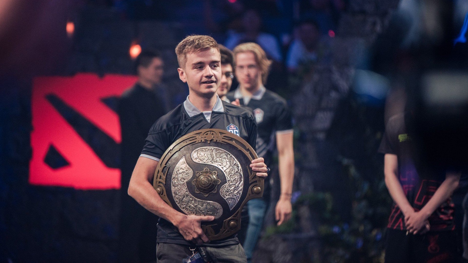 Бывший капитан Team Spirit может стать тренером OG