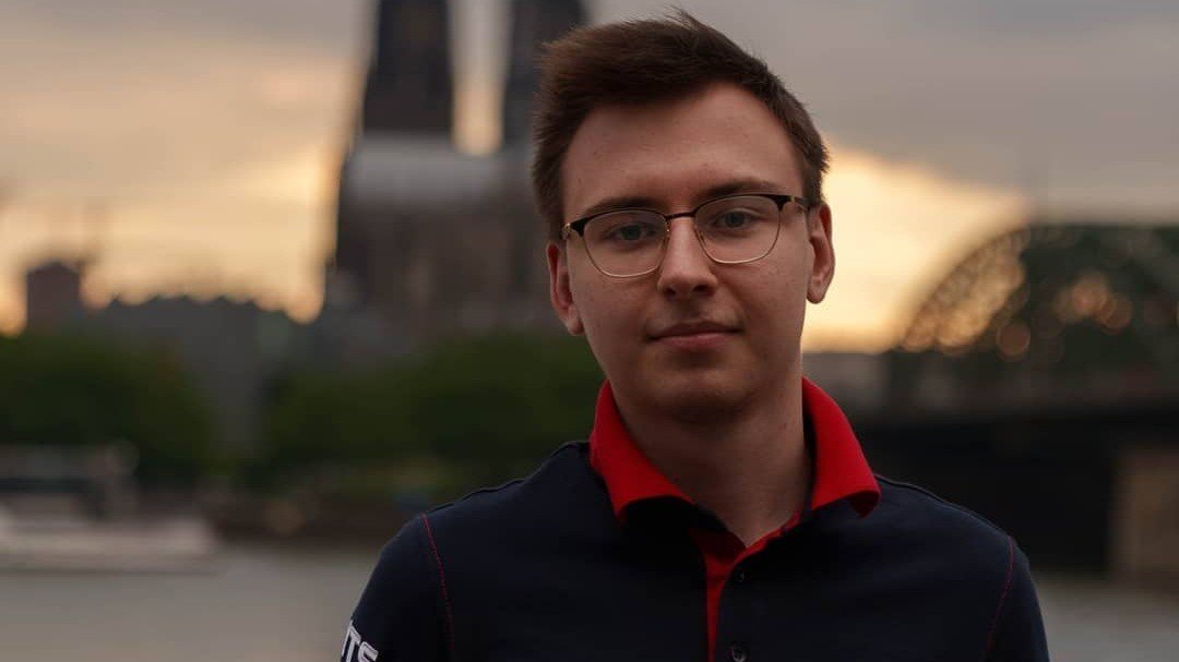 Игрок Gambit Esports по CSGO записал обращение на датском языке