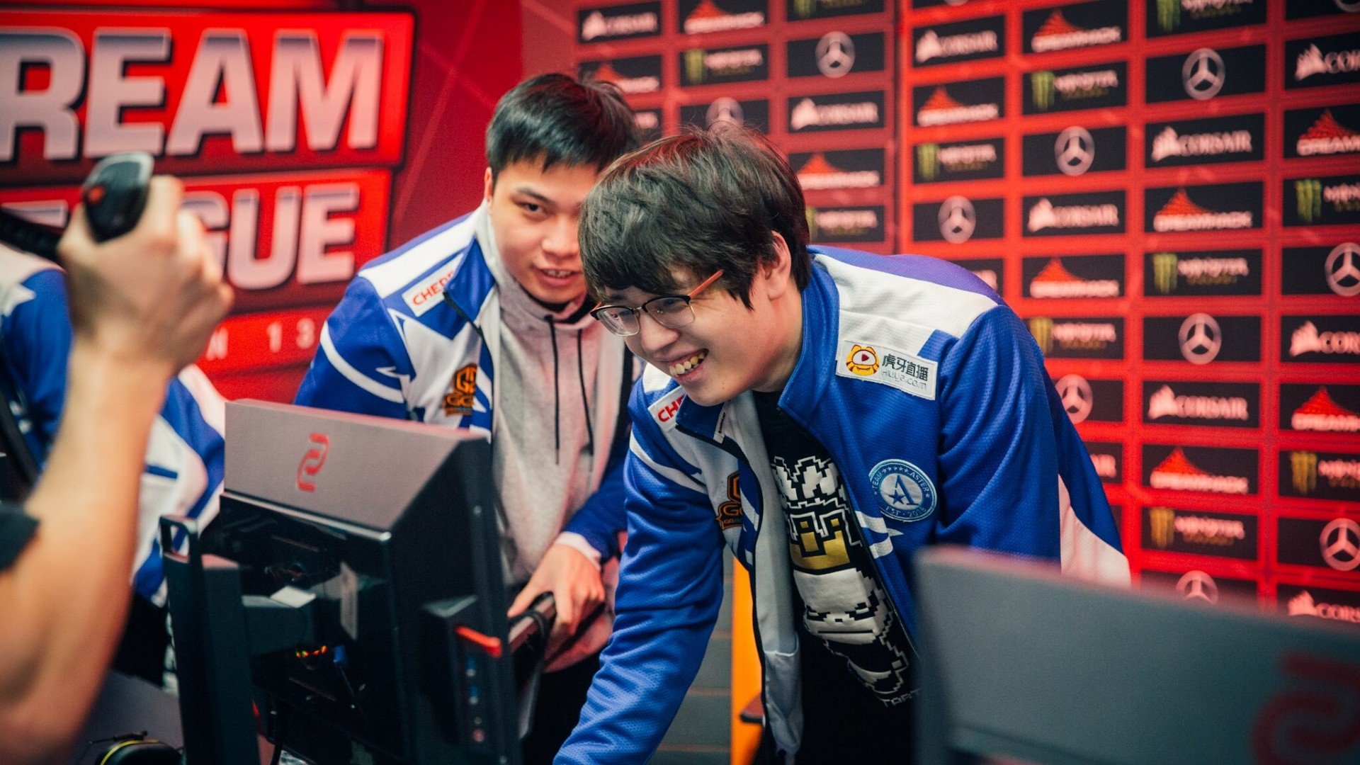 Три игрока Team Aster по Dota 2 заболели коронавирусом перед The International 10