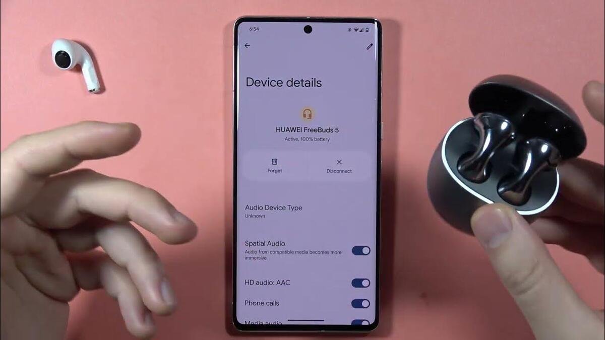 Источник: YouTube / Подключение наушников через NFC