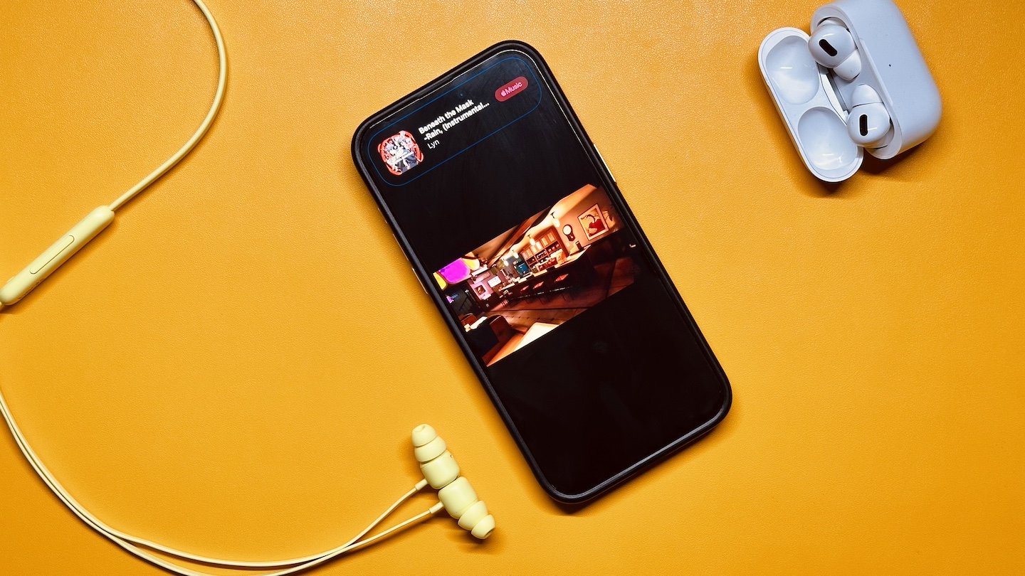 Источник: CQ / Поиск музыки на iPhone