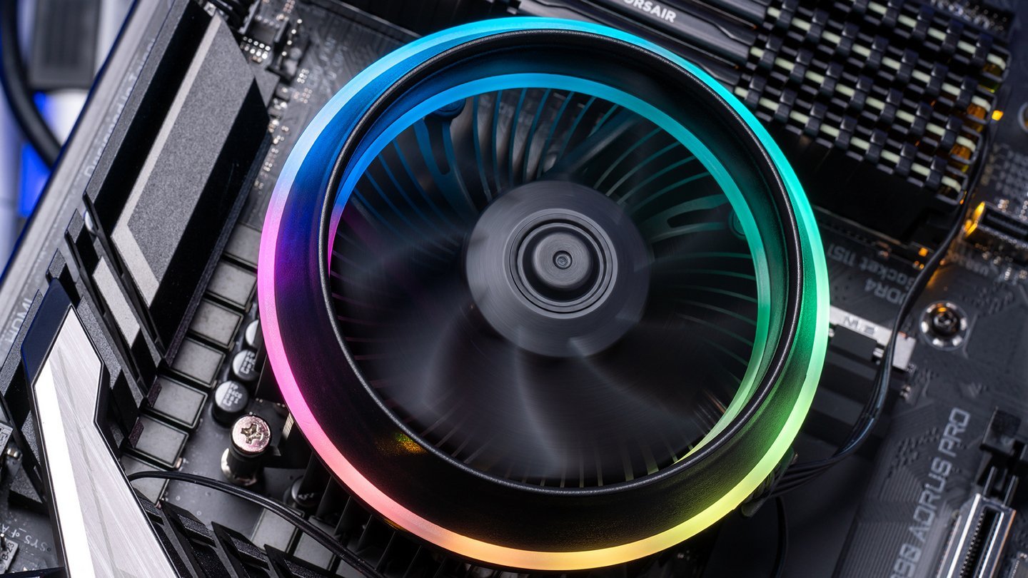 Источник: Newegg / система охлаждения процессора