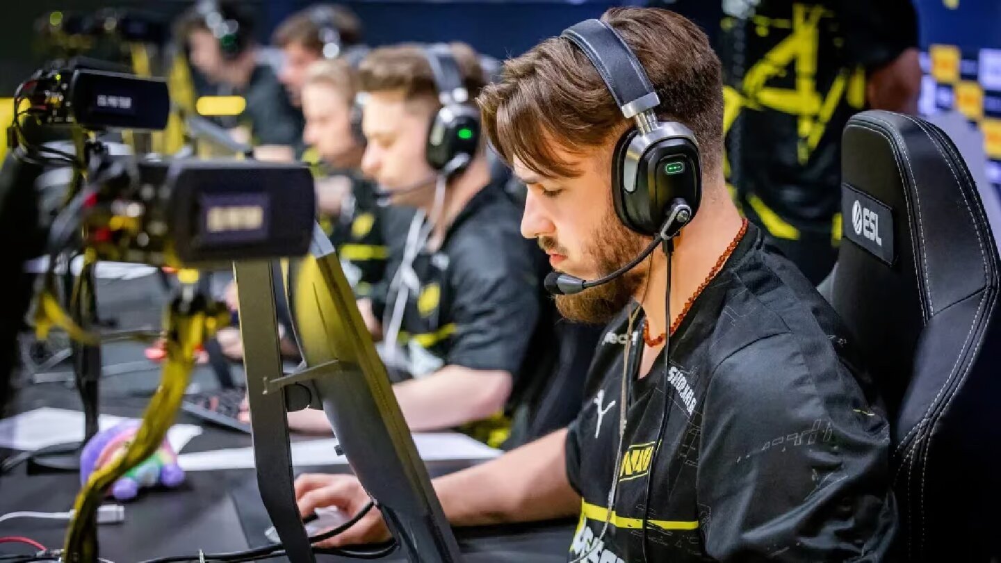 Прогноз на матч Eternal Fire против NAVI на IEM Katowice 2024