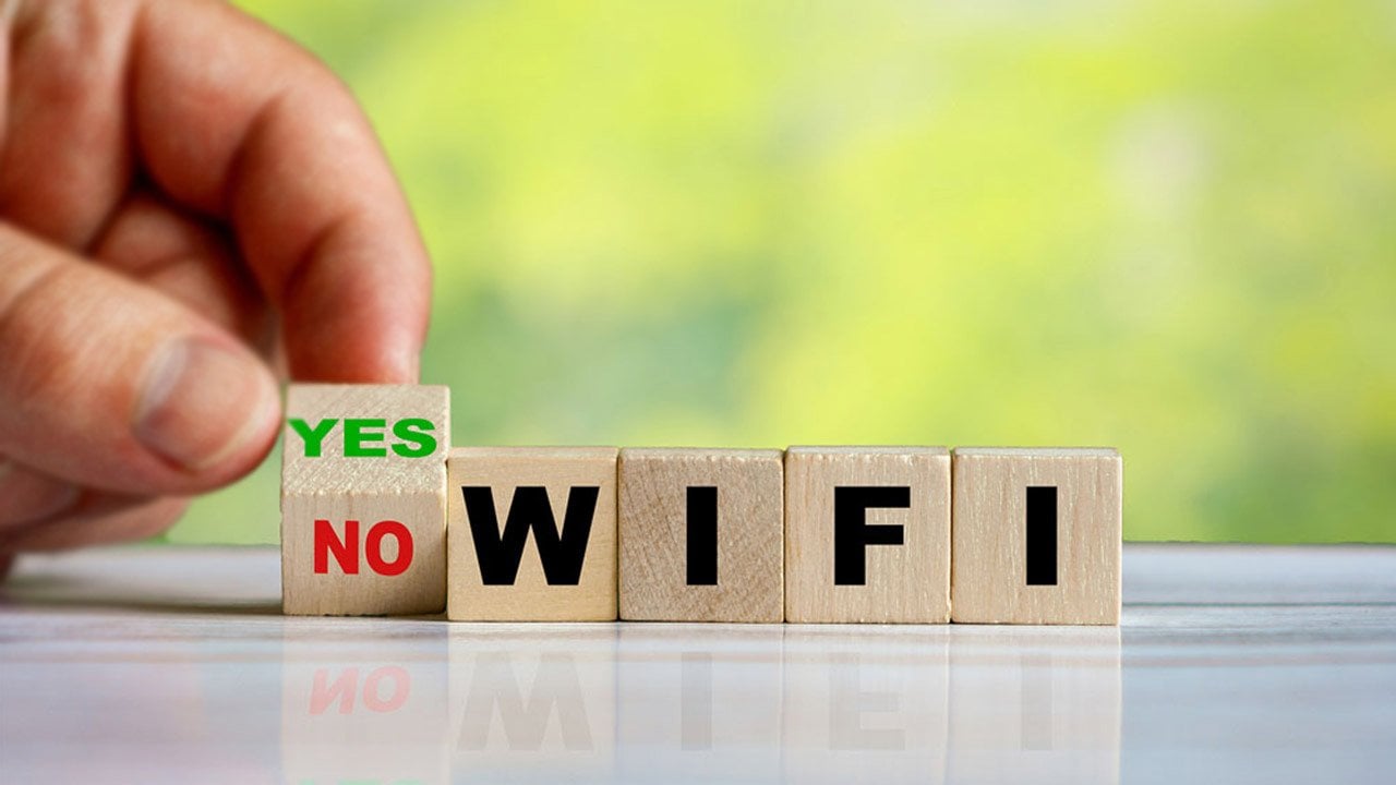 Почему не подключается WiFi на телефоне