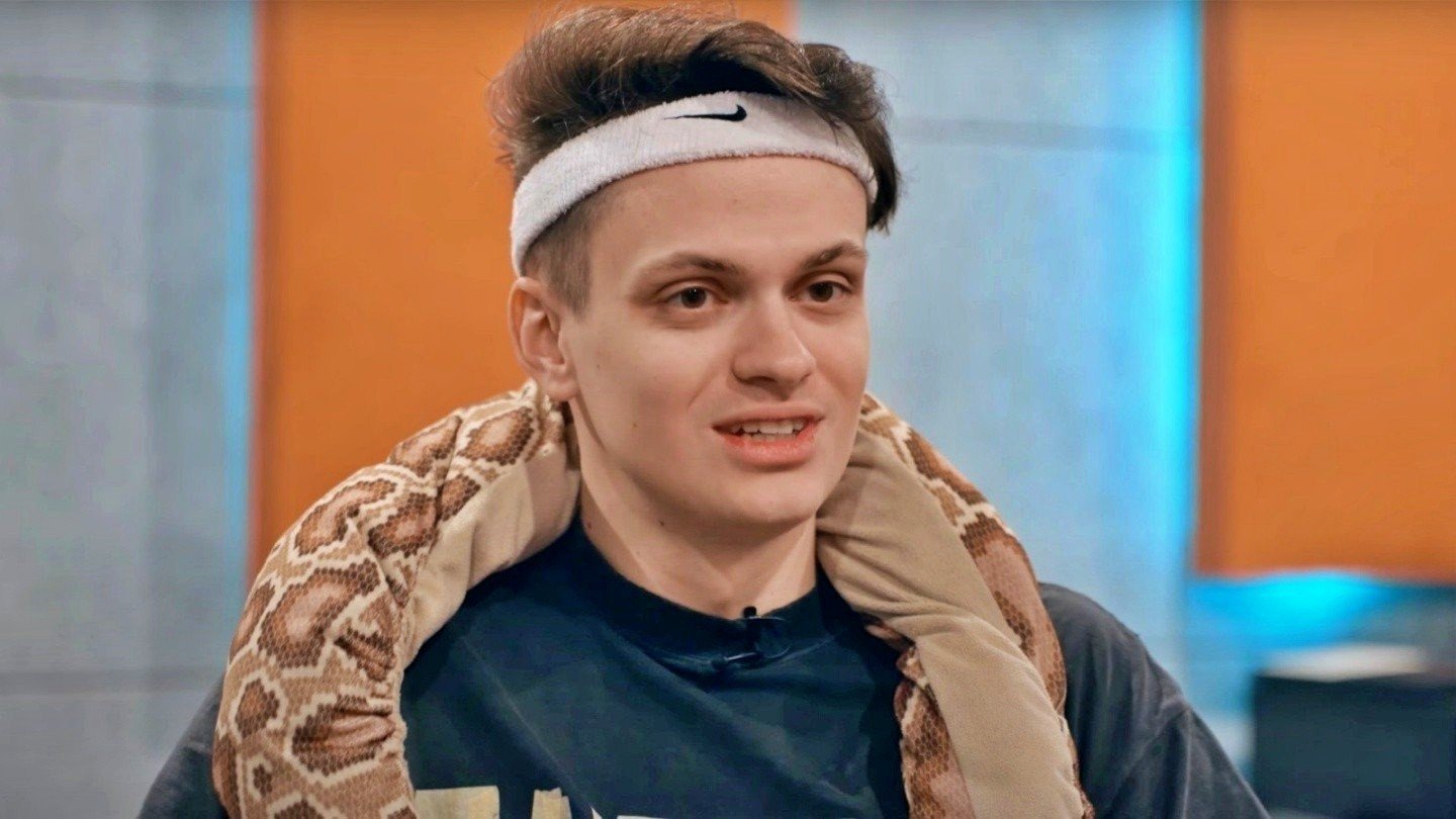 Сколько Бустер заработал на компьютерном клубе Стример назвал точную сумму