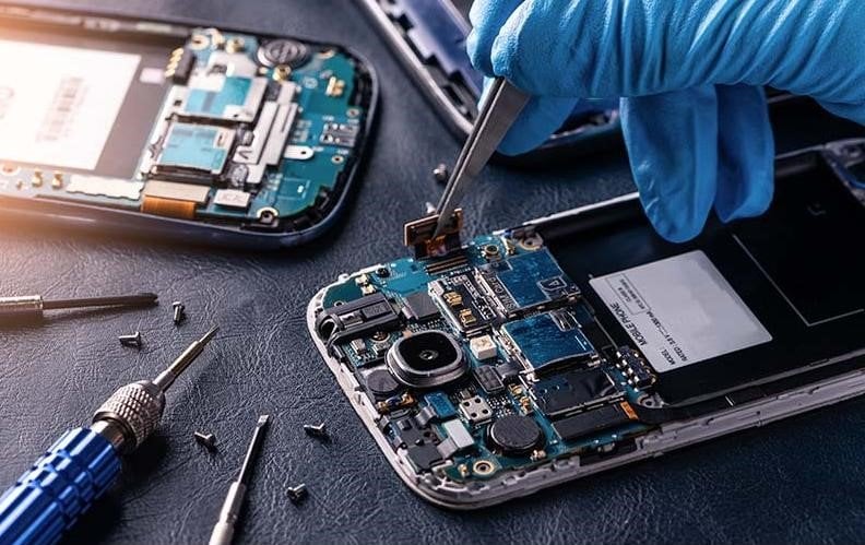 Источник: 911phonerepairokc.com / Ремонт телефона